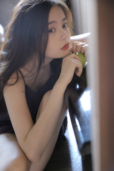亚洲欧美自偷自拍另类小说